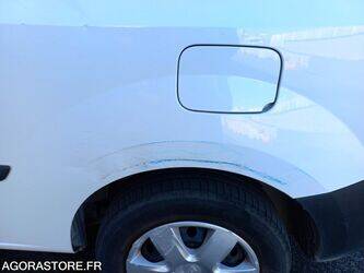 2013-renault-kangoo-1459588-47614521