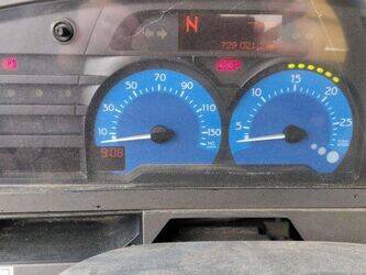 2004-renault-premium-1459599-47614786