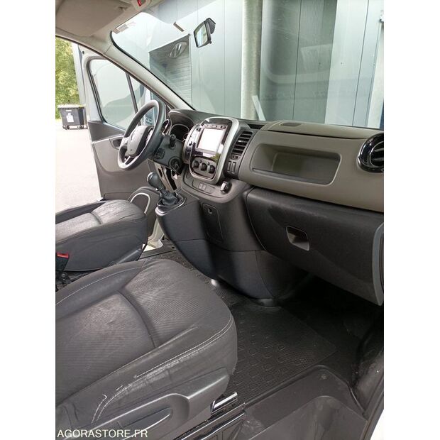 2018 Renault Trafic-47614854
