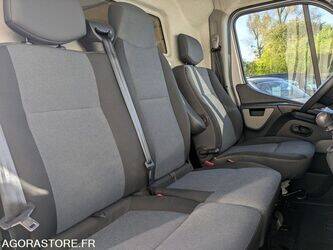 2017-renault-master-1459604-47614911