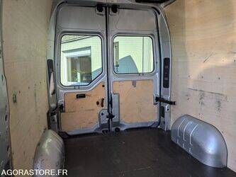 2017-renault-master-1459604-47614915