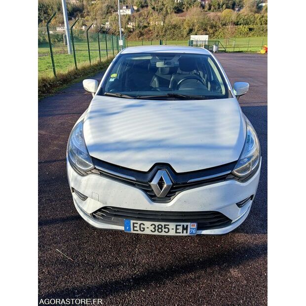 2016 Renault Clio-47614969