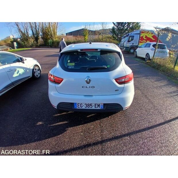 2016 Renault Clio-47614972
