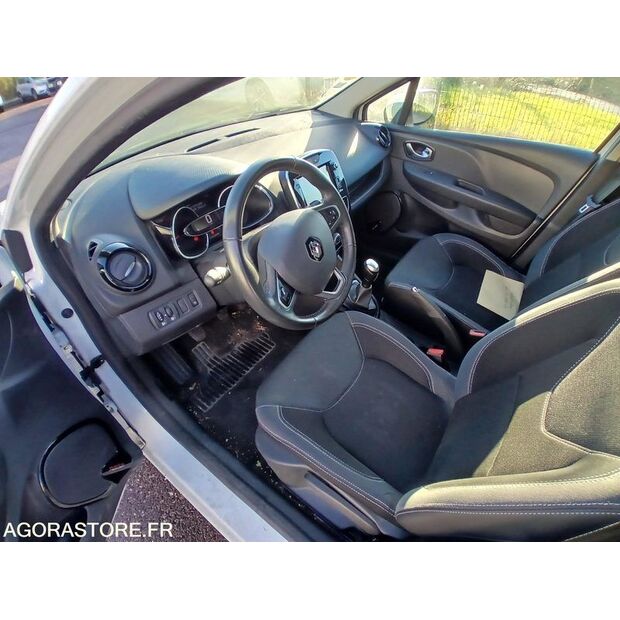 2016 Renault Clio-47614974