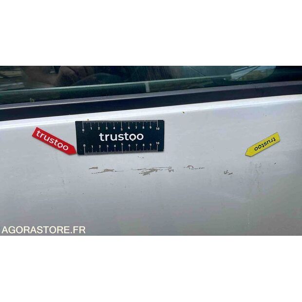 2018 Dacia DUSTER-47615254