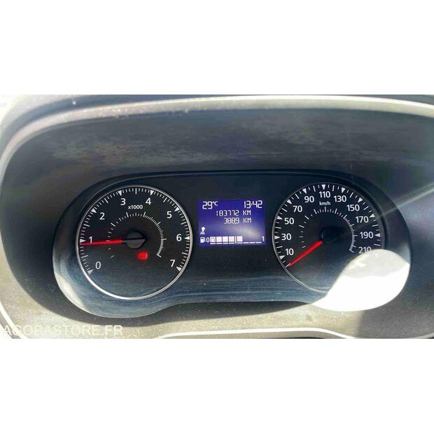 2018 Dacia DUSTER-47615257