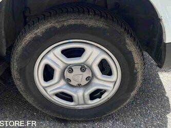 2018-dacia-duster-1459617-47615265