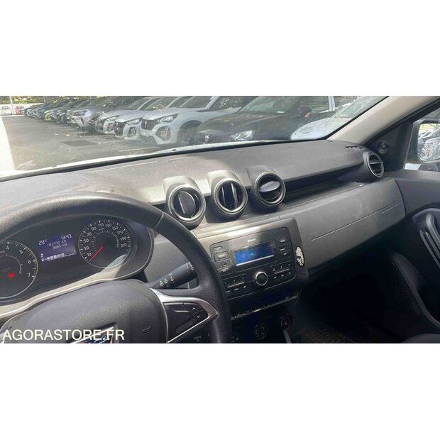 2018 Dacia DUSTER-47615271