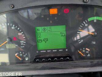 2009-mercedes-benz-intouro-1459618-47615307