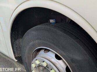 2009-mercedes-benz-intouro-1459618-47615309