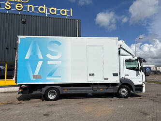 2016-mercedes-benz-atego-1459621-47617018