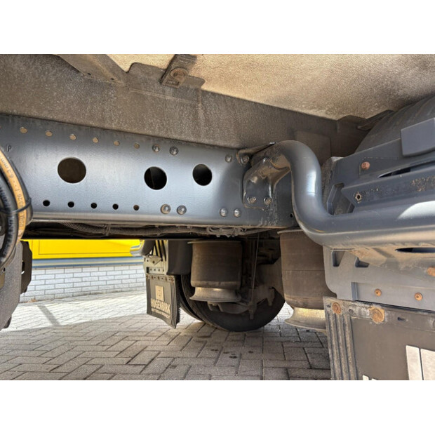 2016 Mercedes-Benz ATEGO-47617037
