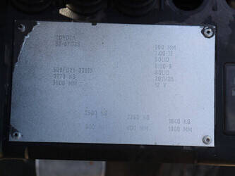 2011-toyota-52-8fd25-1459628-47617315