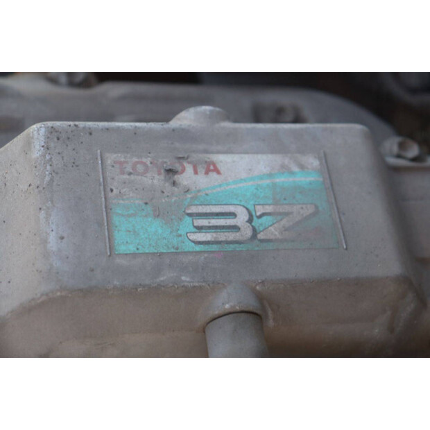 2011 Toyota 52-8FD25-47617318