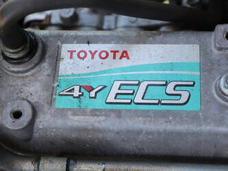 2016-toyota-02-8fgjf35-1459631-47617430