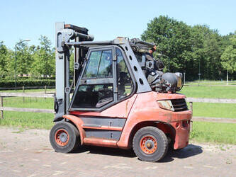 2011-linde-h60t-01-47617472