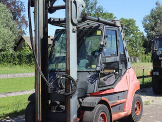 2011-linde-h60t-01-47617478