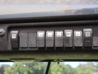 2011-linde-h60t-01-47617498