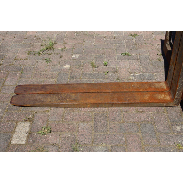 2003 Yale GDP25TF-47617547