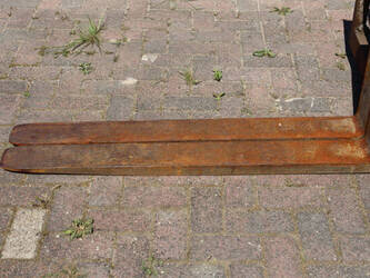 2003-yale-gdp25tf-47617547