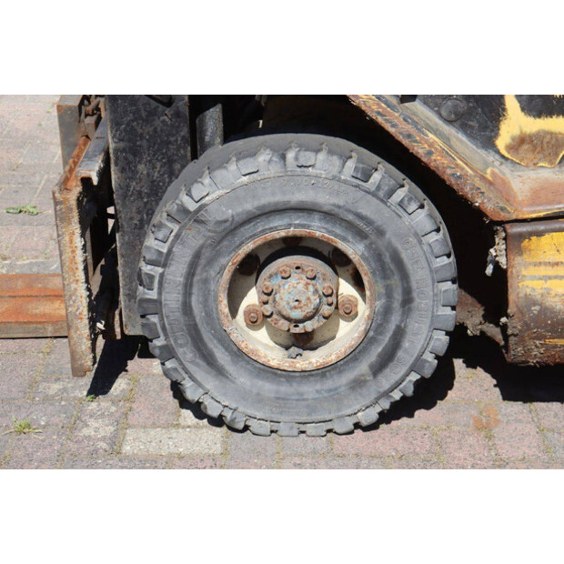 2003 Yale GDP25TF-47617549