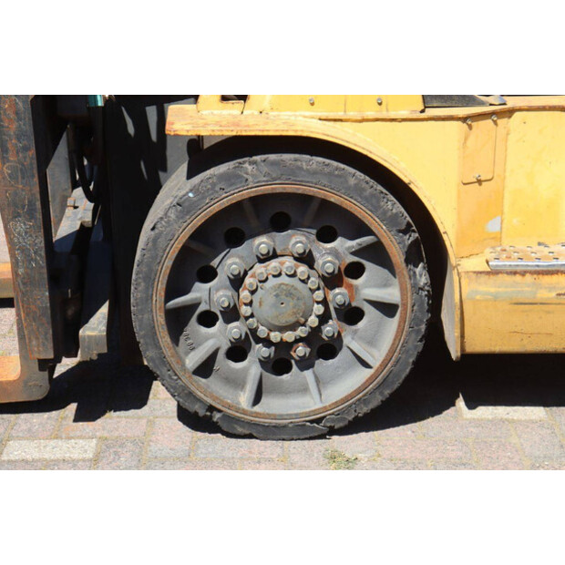 2000 كاتربيلر GC60K-47617732