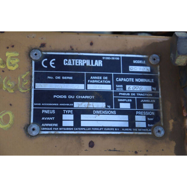 2000 كاتربيلر GC60K-47617744