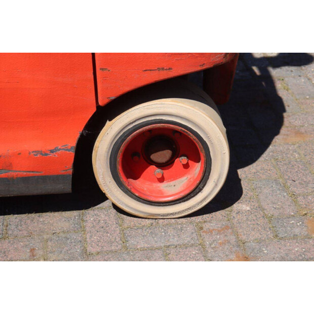 2017 Linde E25L-01-47617768
