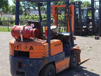toyota-5fg18-47617788