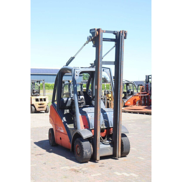 2013 ليندي M25T-47618053