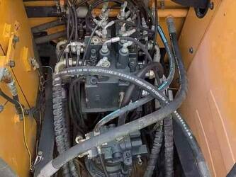 2014-hyundai-robex-150w-9-47618234