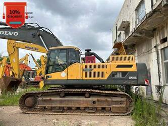 صورة ل حفارات 2023 فولفو EC480 للبيع في بلجيكا