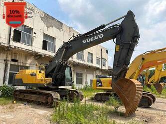 صورة ل حفارات 2023 فولفو EC480 للبيع في بلجيكا