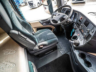 2018-mercedes-benz-actros-1848-1437744-47619437