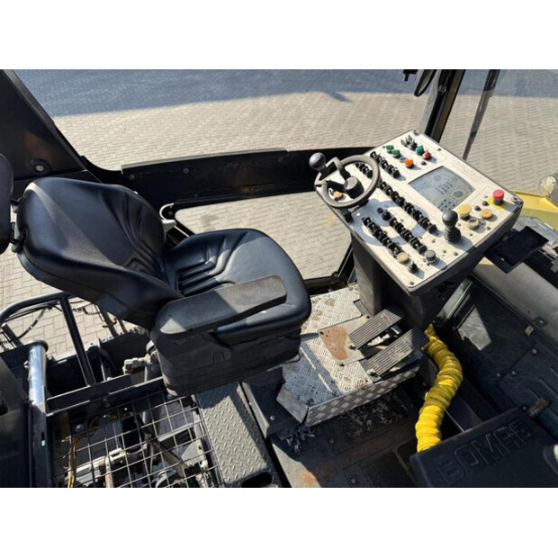 2016 بوماج BF 600P-2-47619824