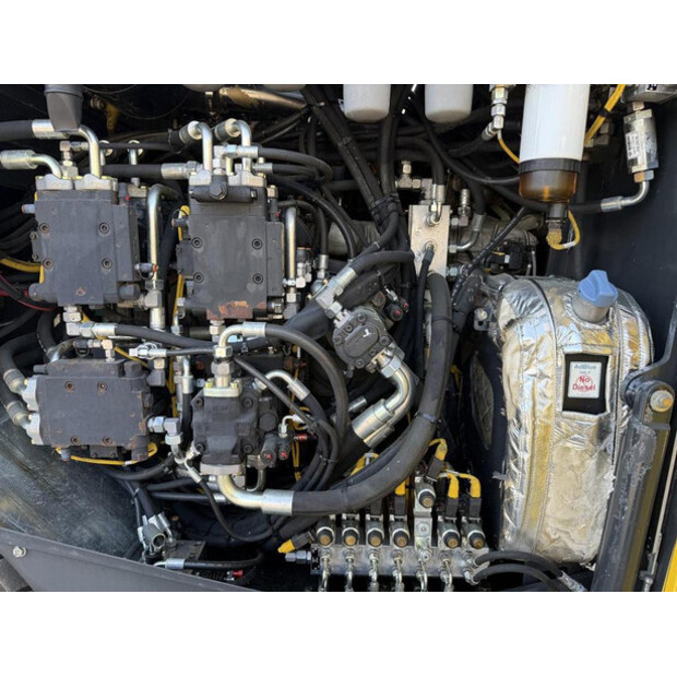2016 بوماج BF 600P-2-47619838