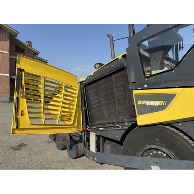 2016 بوماج BF 600P-2-47619841