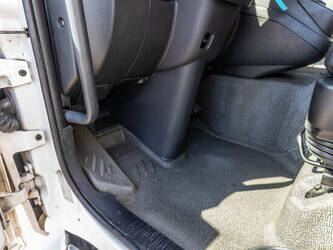 2015-renault-d18-1459725-47620120