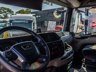 2021-man-tgx-18-470-1459726-47620145