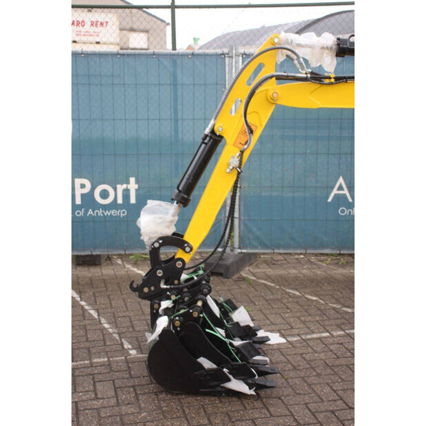 2025 Titan TE25-47620193