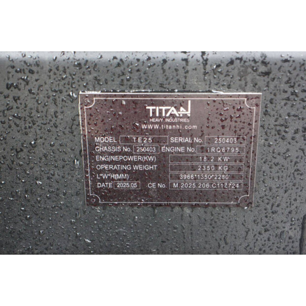 2025 Titan TE25-47620224