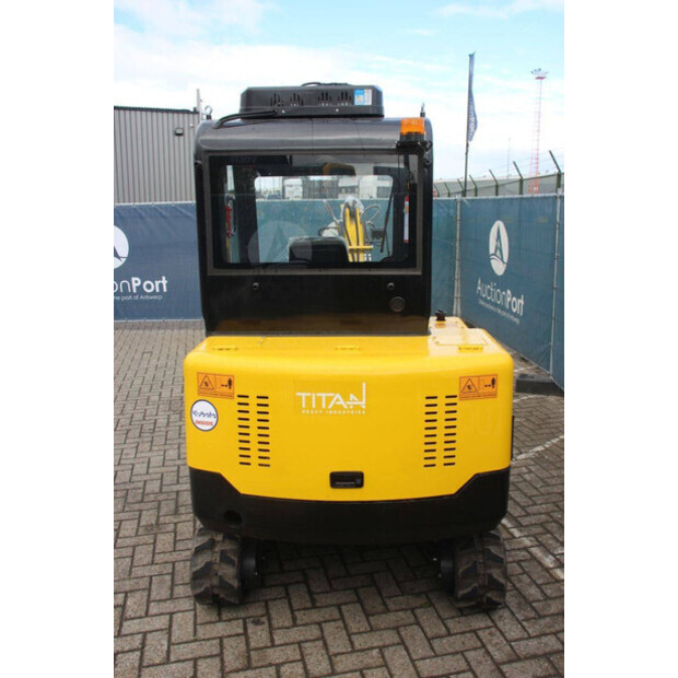 2025 Titan TE30-47620267