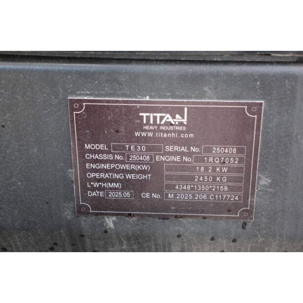2025 Titan TE30-47620279