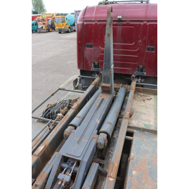 1999 Scania P114CB6X4HZ-47621623