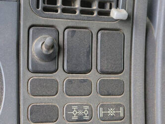 1999-scania-p114cb6x4hz-47621644