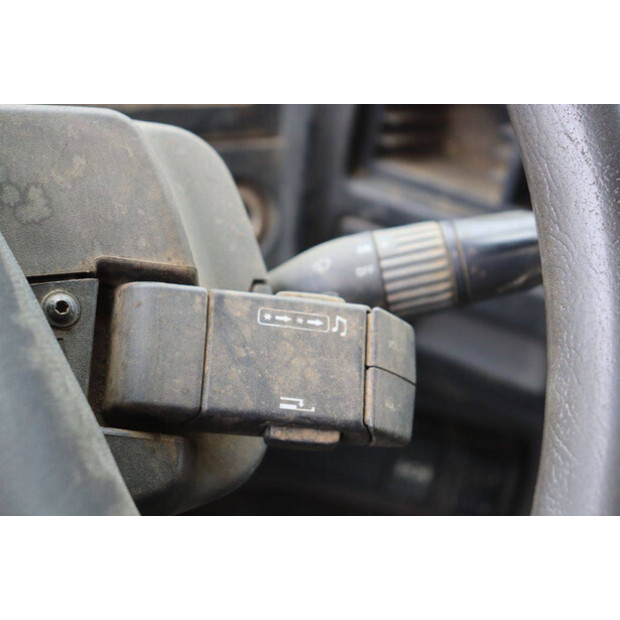 2003 Renault MIDLUM 220-47621714