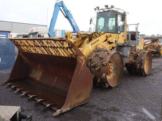 2003-komatsu-wf450-3d-47621853