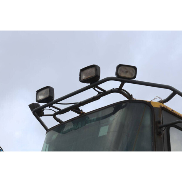 2003 Komatsu WF450-3D-47621858