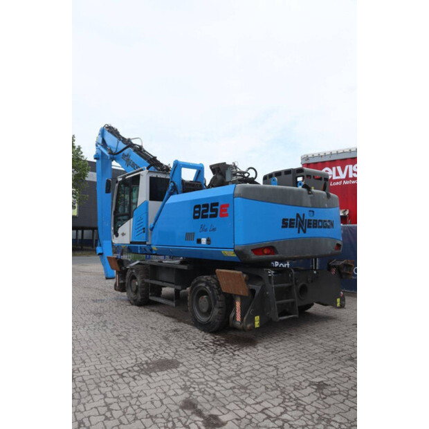 2018 سينيبوجين 825E-47621894