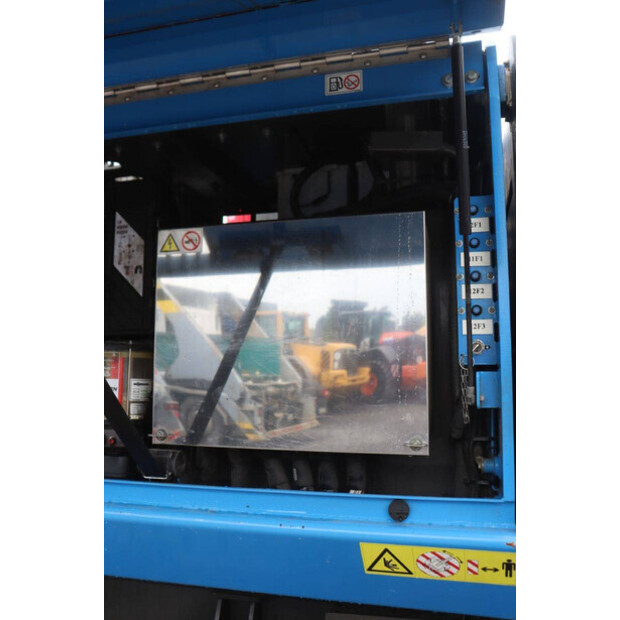2018 سينيبوجين 825E-47621922